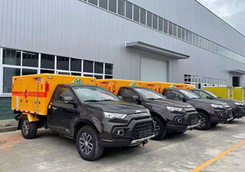 凤凰镇爆破器材运输车-保障安全与效率的关键